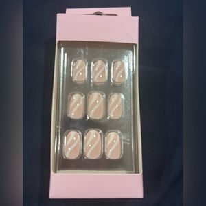 Brand new press on nails
